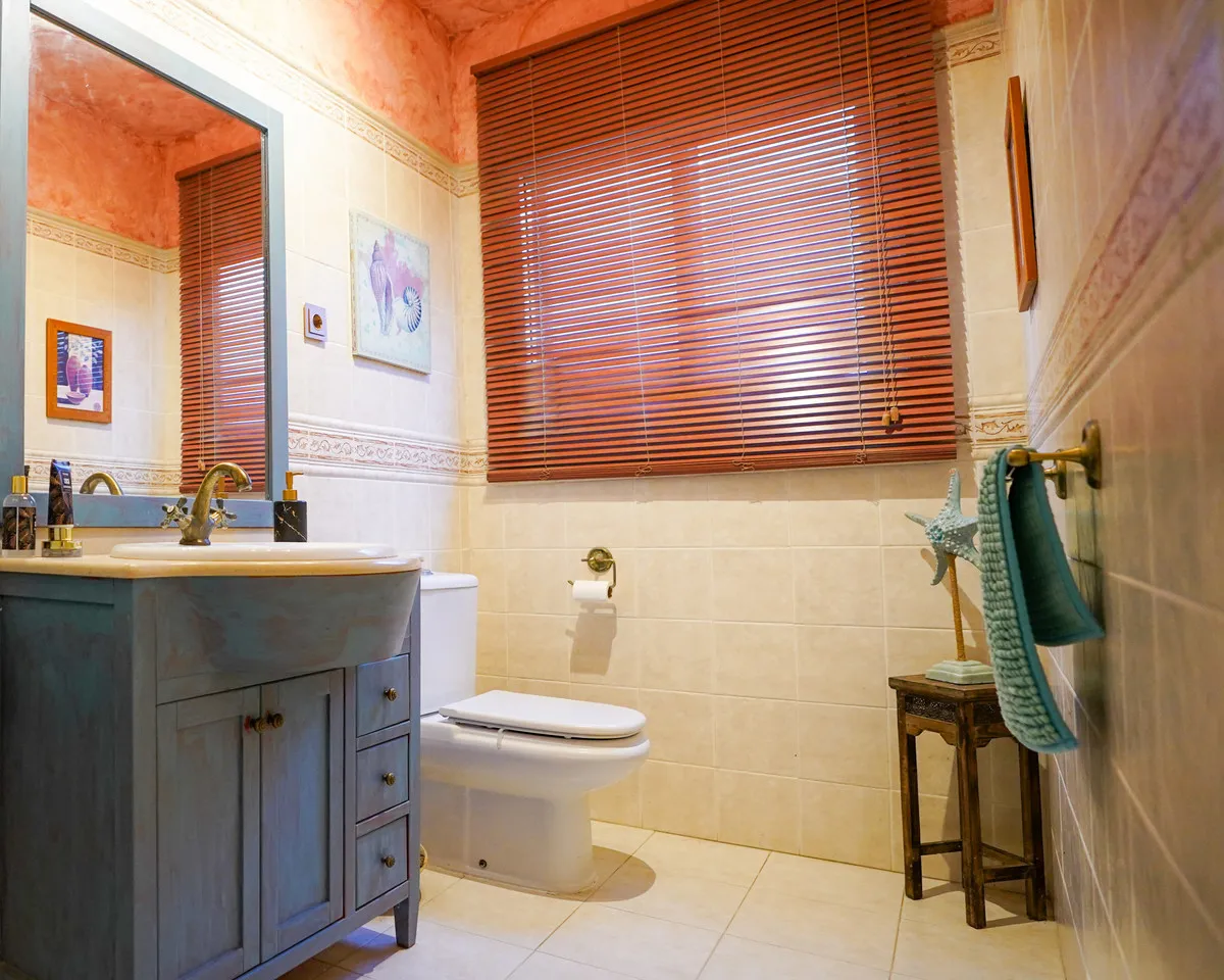 5e6bc050-3be8-4b0a-b729-76fae3aa874d