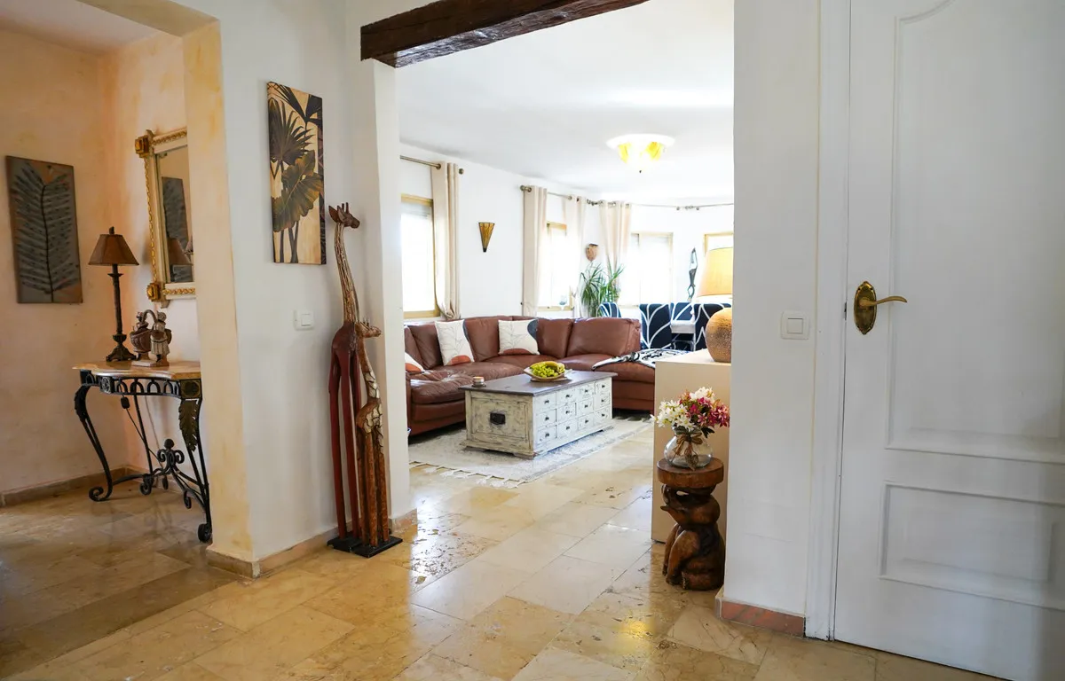 a2eb0801-9203-41b3-86fd-e3cf300c8180