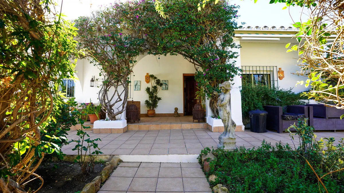 deef96a0-d2cf-41bb-bb23-cbbc98830d8b