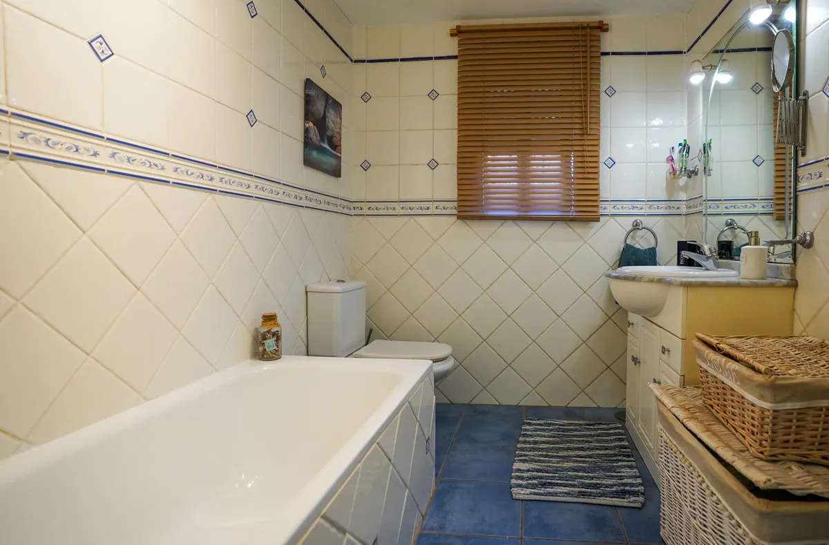 e7d39941-898b-4acb-8ce2-4791aabaa7d9