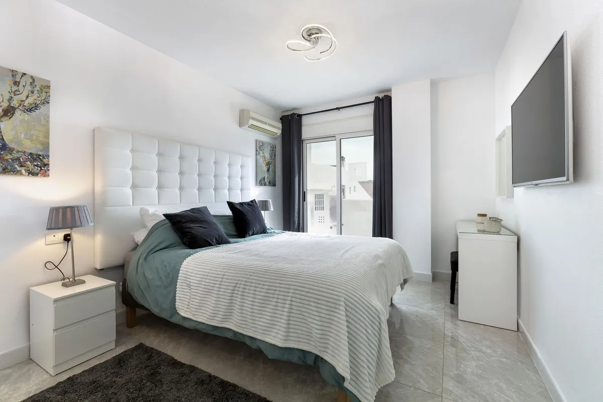 b283e895-94b9-4a76-8c1d-02aa50d9588c