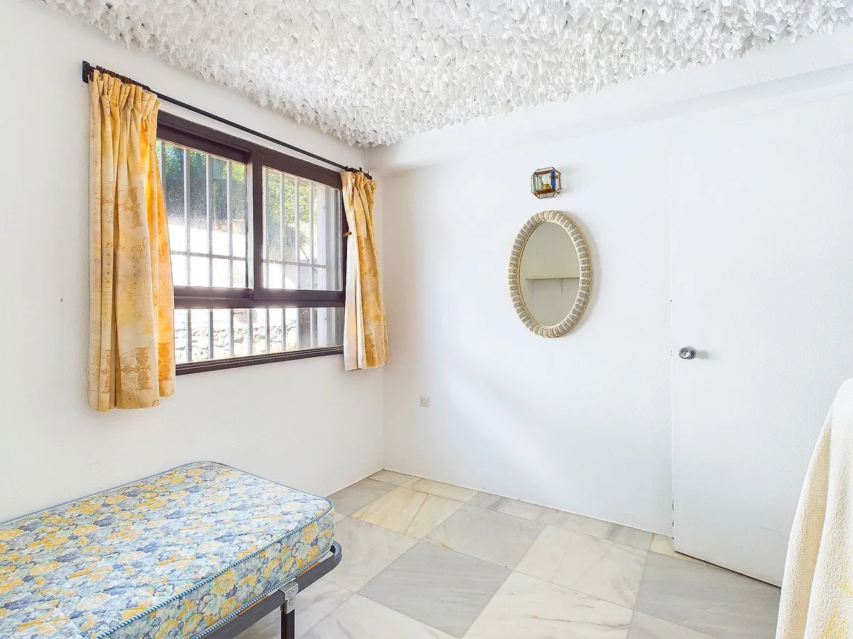 2f8edd4e-1cad-4c6a-b4db-e6c1aed283a2