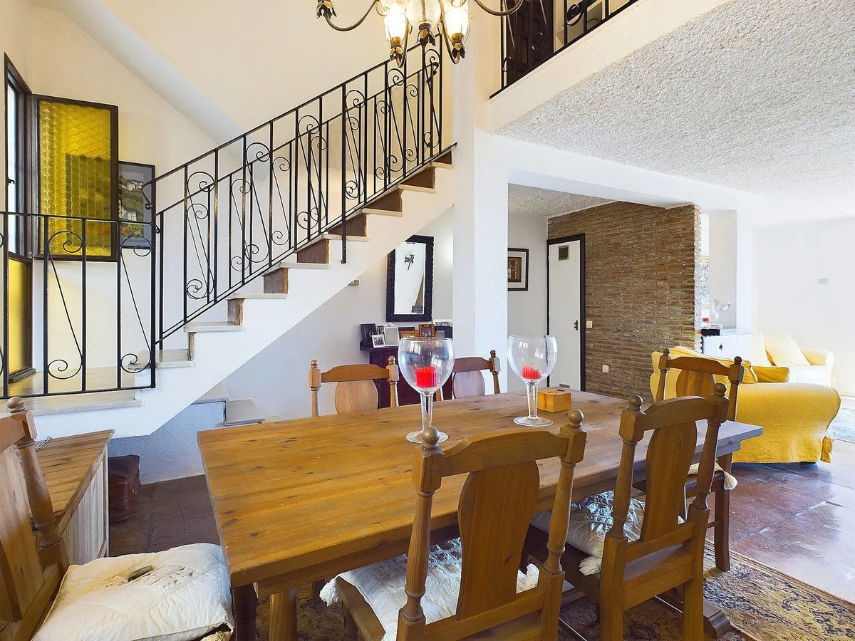 d8970ca5-d662-4149-b5d2-3d7664b56d20