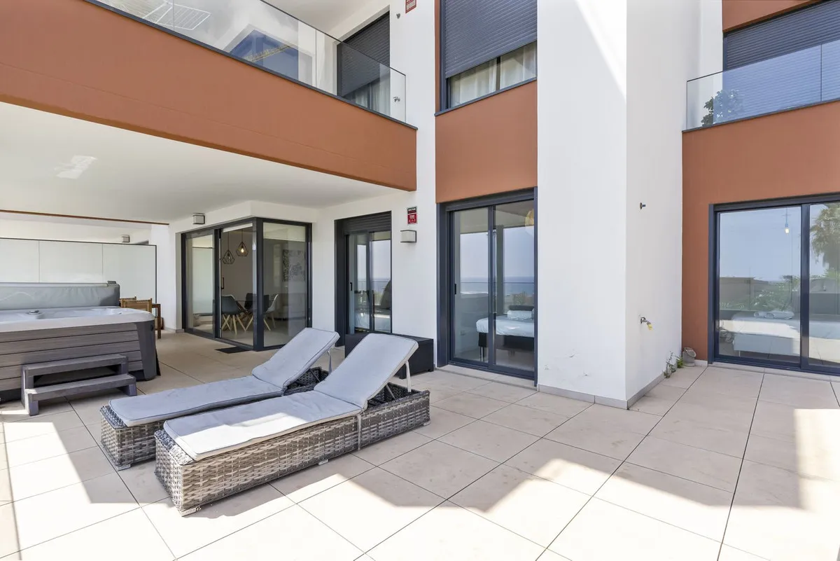 a6ba890f-059f-4540-9cce-52acd6e10c17