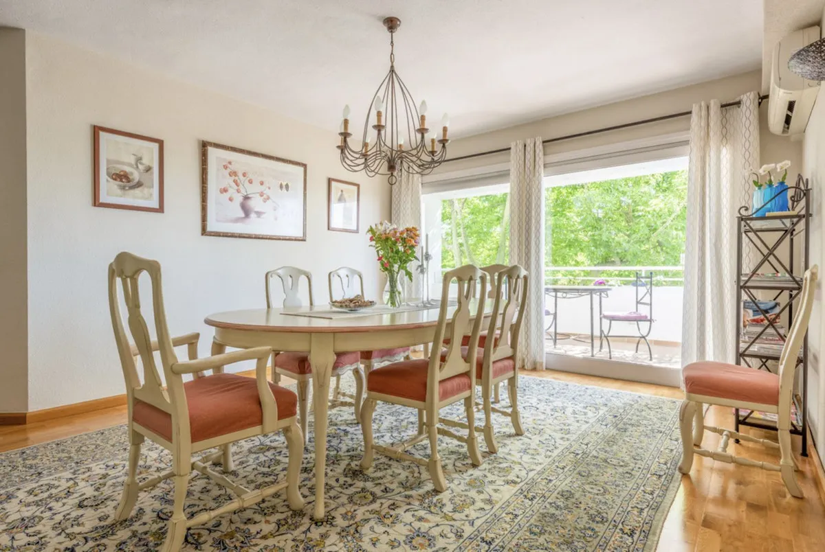 04f0aeaa-76e8-4a9d-8d07-125d5efd19e6