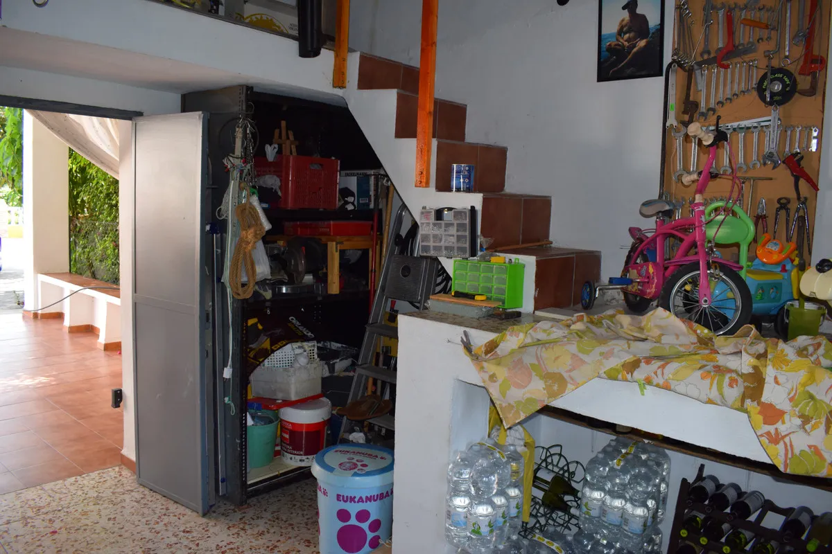 3b16a0ea-b95d-4e92-8a82-a657b3699d1b