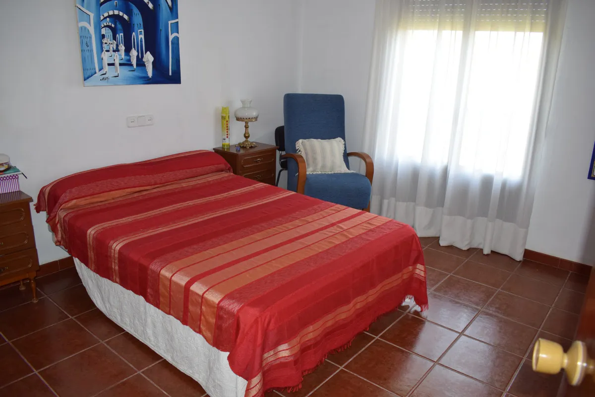 7a5215db-d03b-4515-ac4b-463e5e9b286a