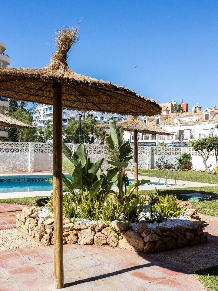 5c6c4bd0-0969-4e4b-b622-44d77cca9105