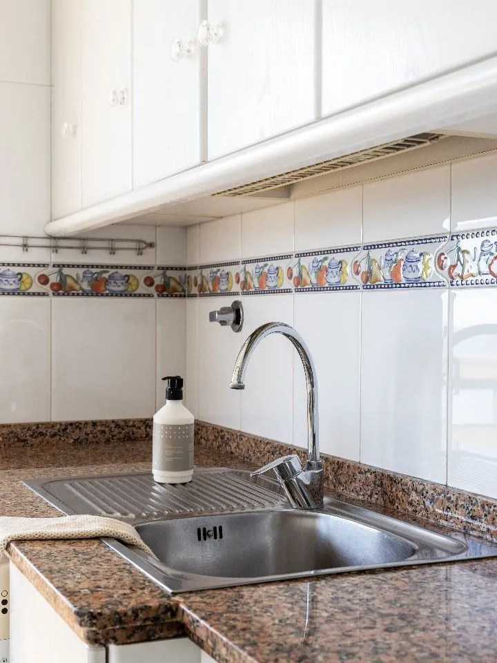 b031cade-b567-4393-9838-305f42c90fd3