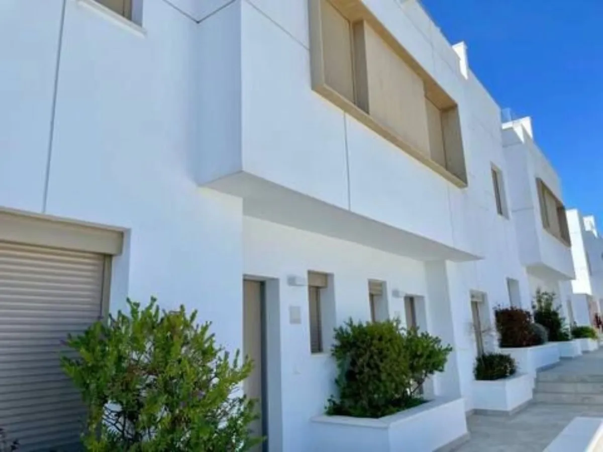 6fd8d10b-4efa-4ac1-a968-e107d90ebc51