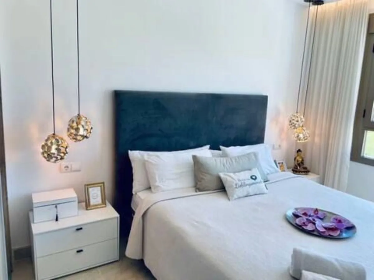 b15c60d2-ee74-49e1-8742-f38f8457bb7b