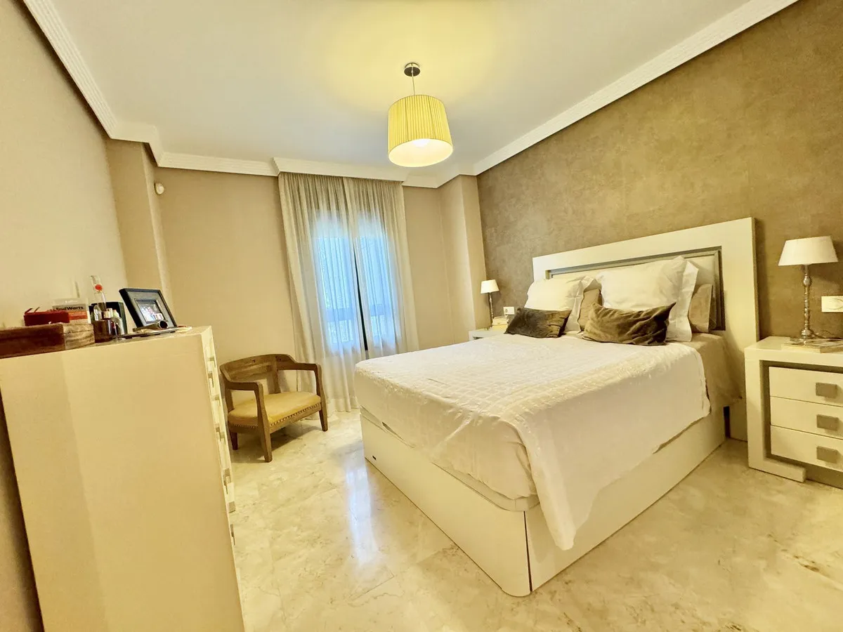 6f23b84a-d157-453c-8946-3cdfe4f86321