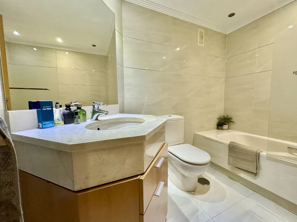 e89595b8-2e93-4384-8f5a-40b7248370e6