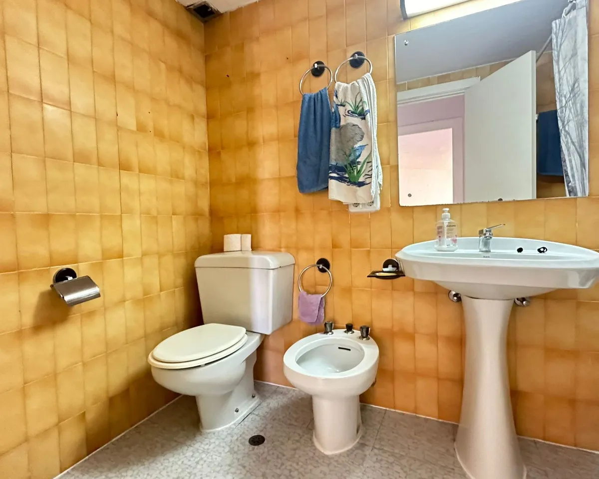 16cf9d76-c7de-49bf-9c59-5f6ded7c9ff7