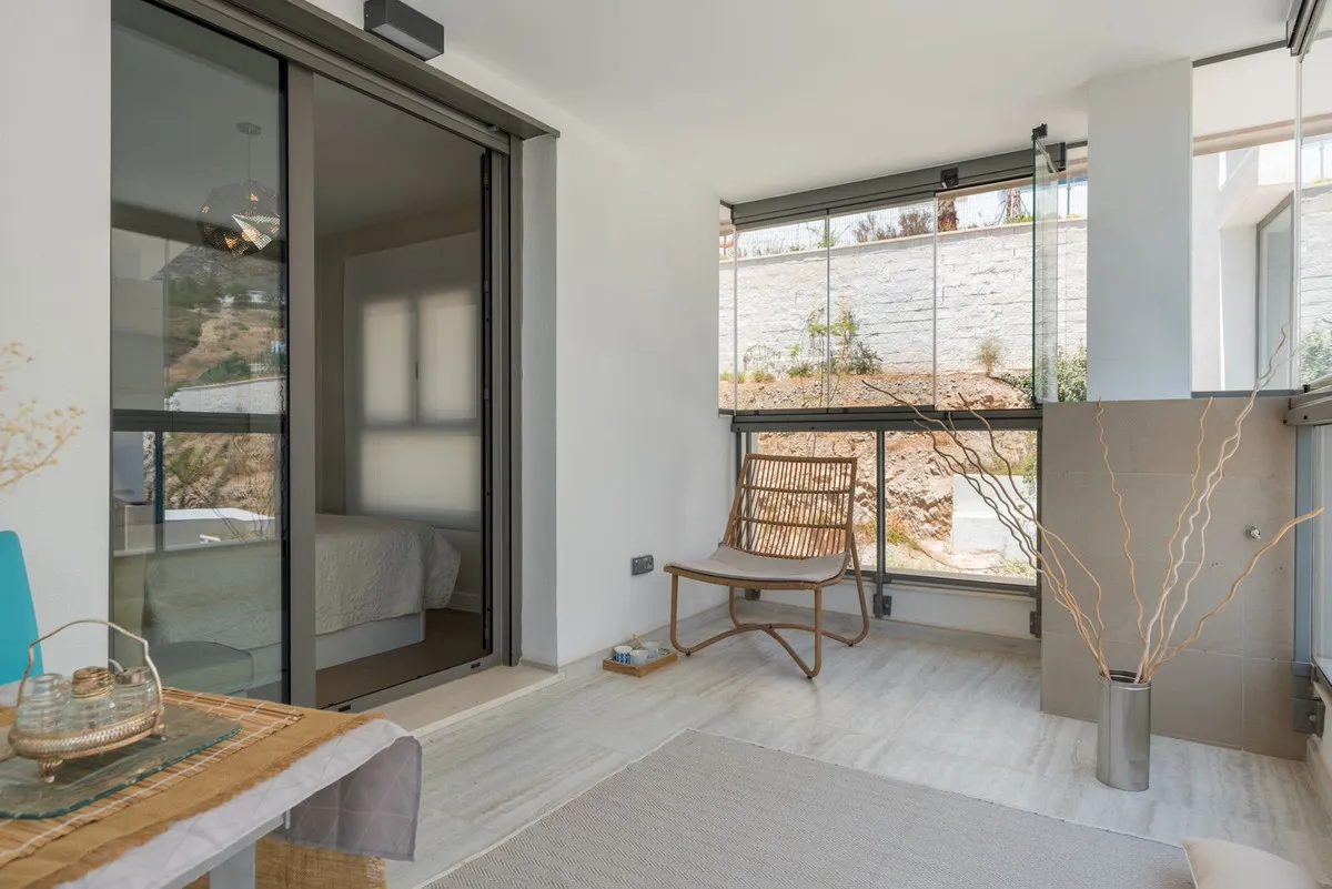 40e9c828-4085-4065-8778-0dae100113e1