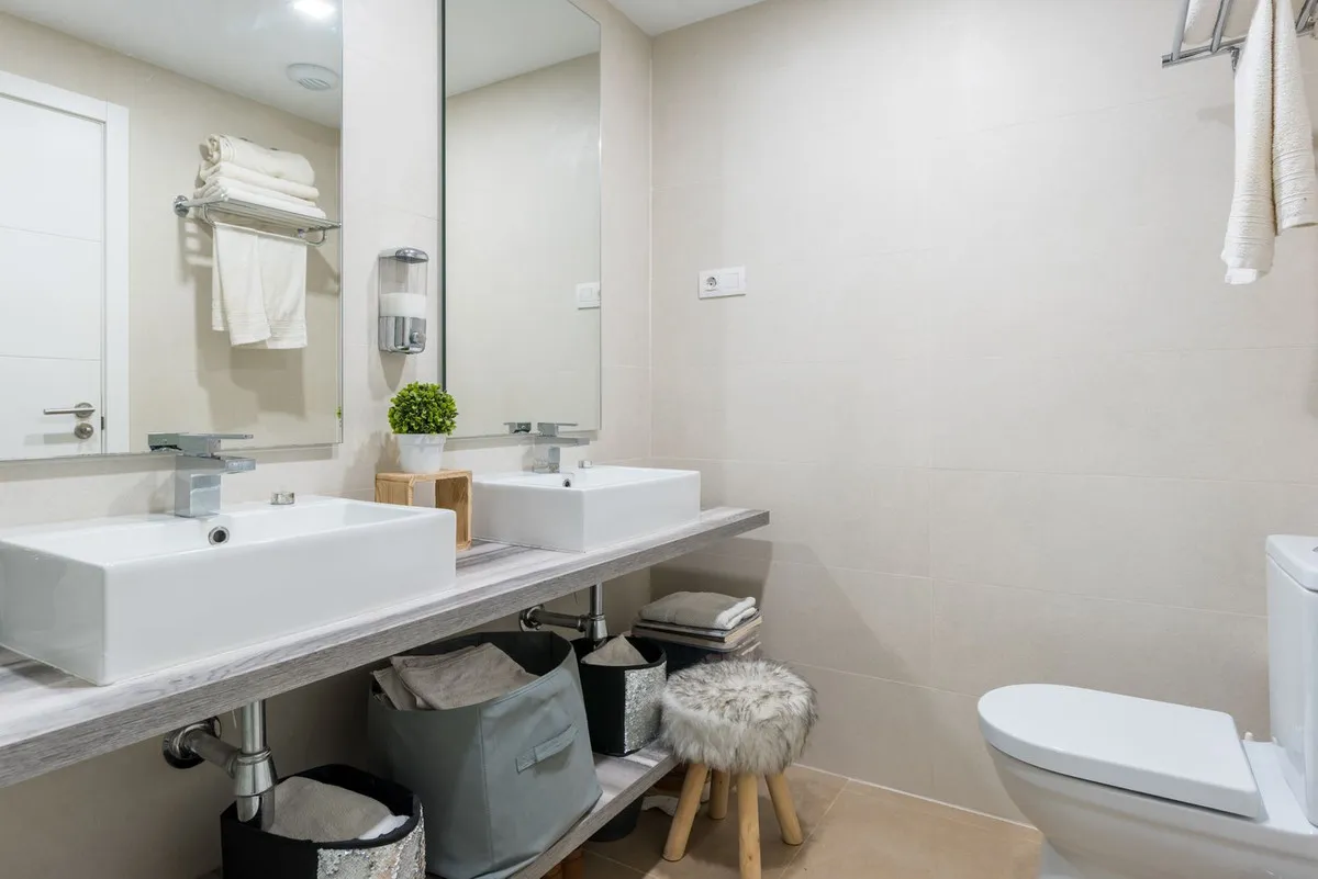 715d99de-29fe-4b12-999c-48fb1c262b2e