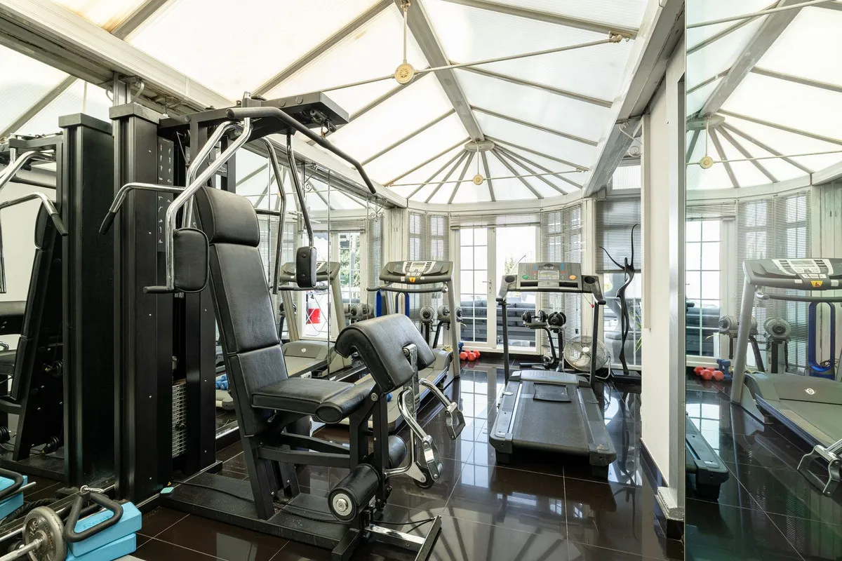 0a9d9653-f8f9-4ccb-a554-4ca545f4c8d6