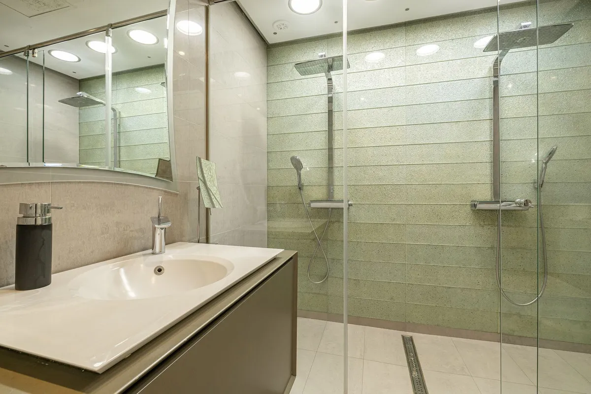 98be18be-91e9-4100-9f42-5757d9874007