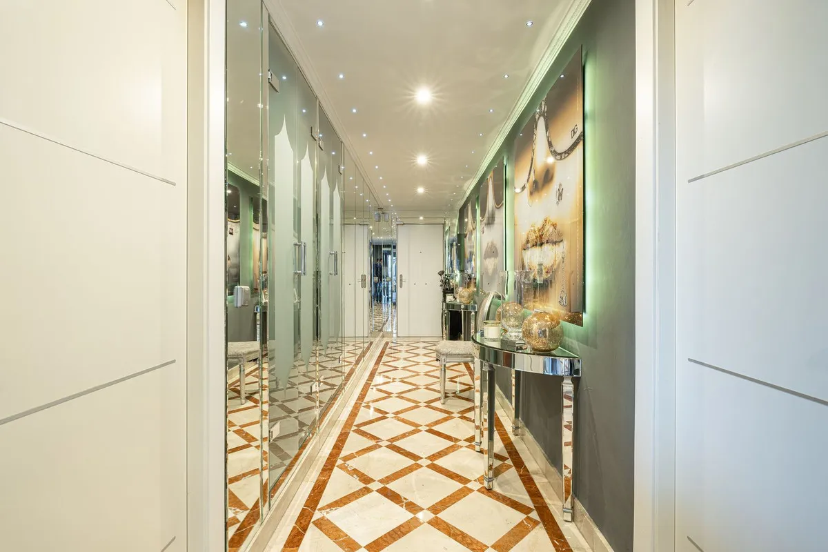 c151c60d-e6d8-497a-936c-d74d2e9f9585