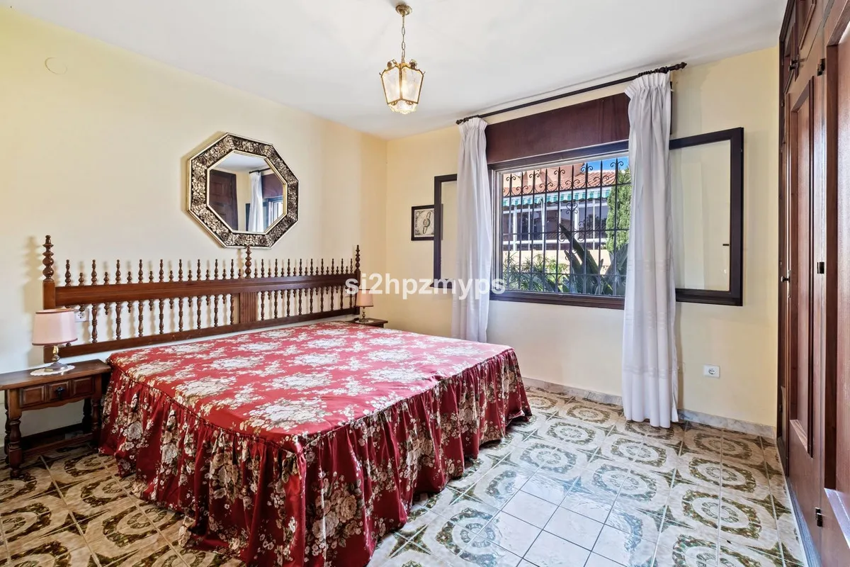 55f8b1c8-6346-454b-a96f-b38b77310eac