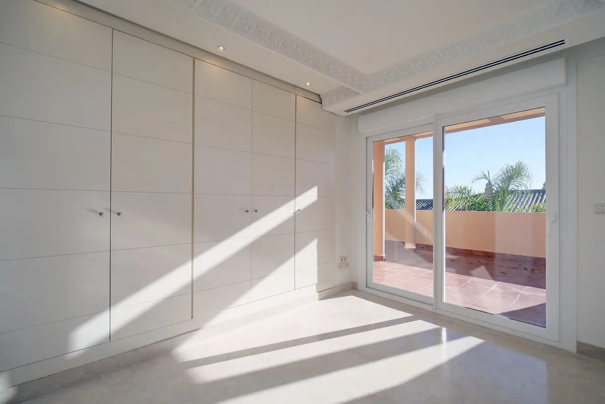 4ffab73d-490f-46e2-b808-7ac0a9c1ebc9