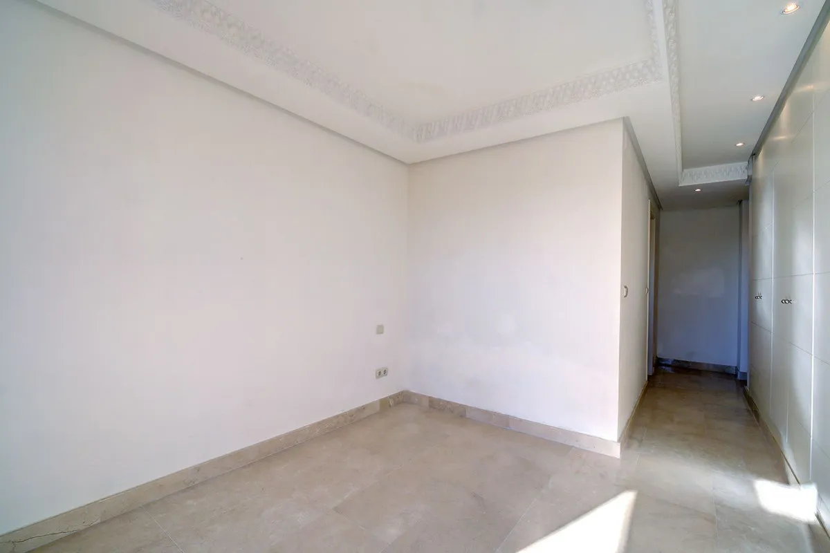 6a3385e4-2019-49df-9b6e-69d4c3793f84