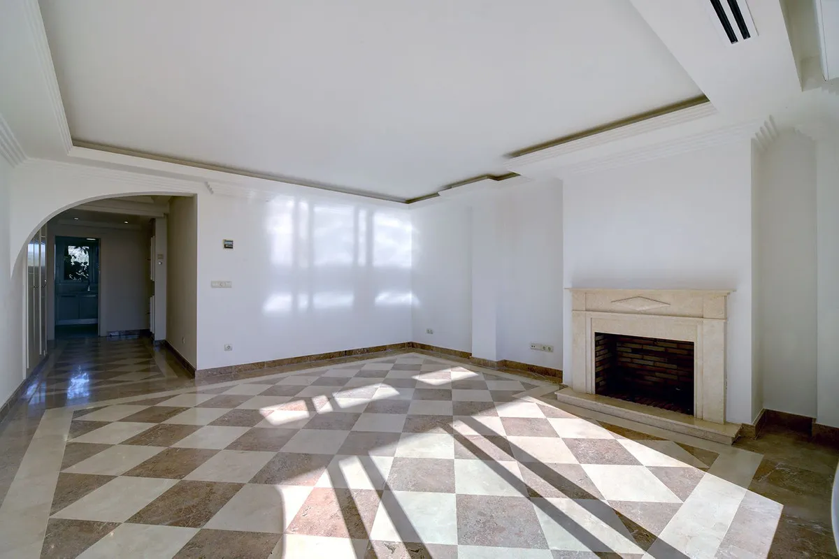 a6d905c1-ca57-47c7-9cfb-8f4a77a1c218