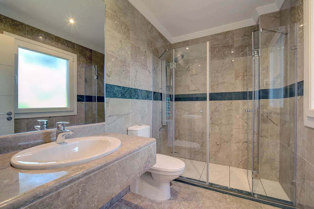 e1574ccf-bea6-4909-a442-3817f2213f76