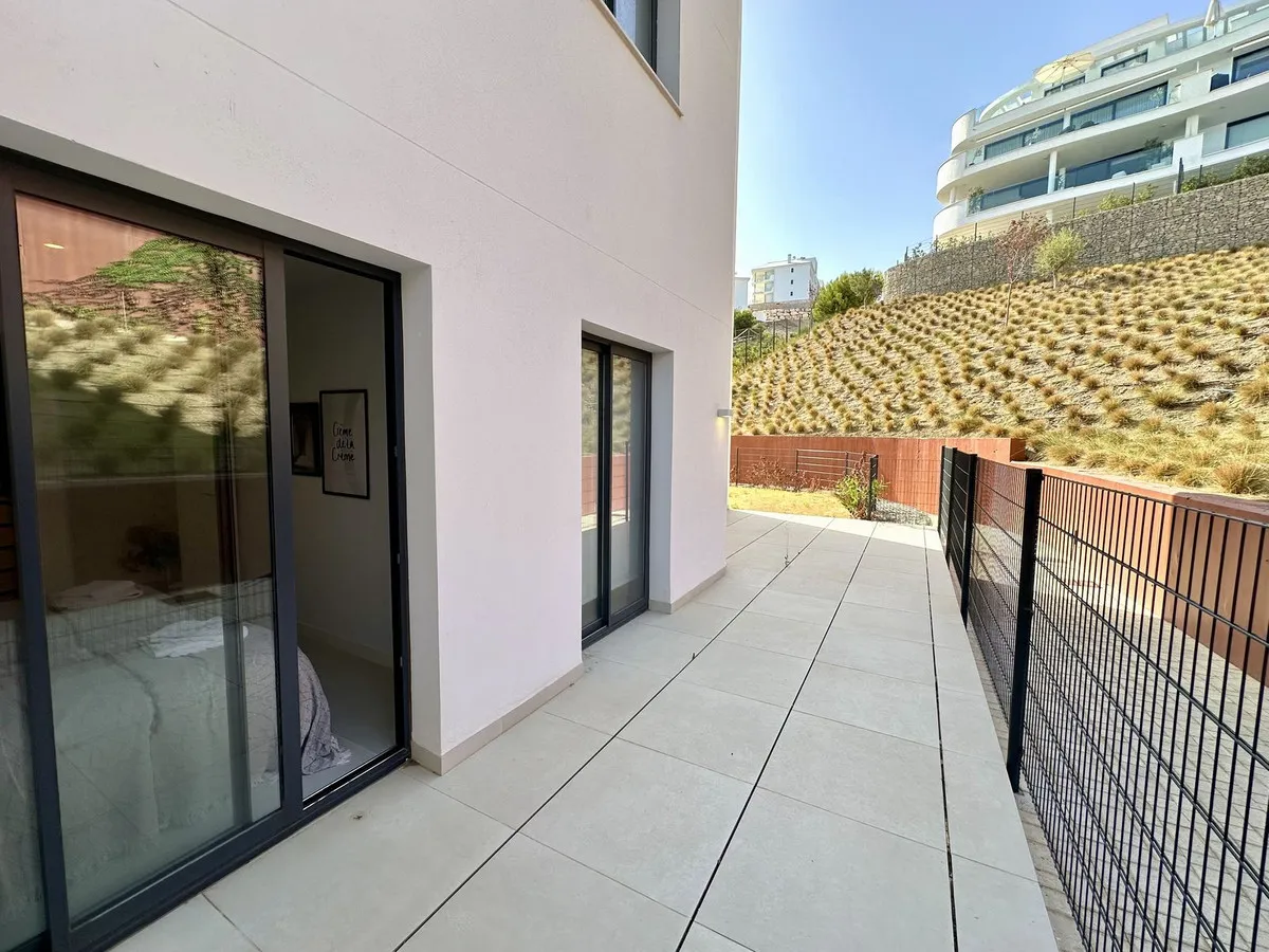 1c34b3d1-8877-44dc-85e2-ffe0ec84c69d