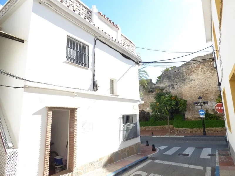 6274c1e0-8dfd-4cb9-954d-4bf81c7efa1f