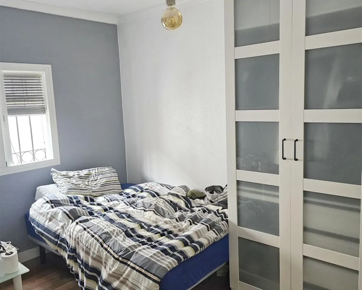 d35d2a43-b614-4f51-98ca-0ab85066a264