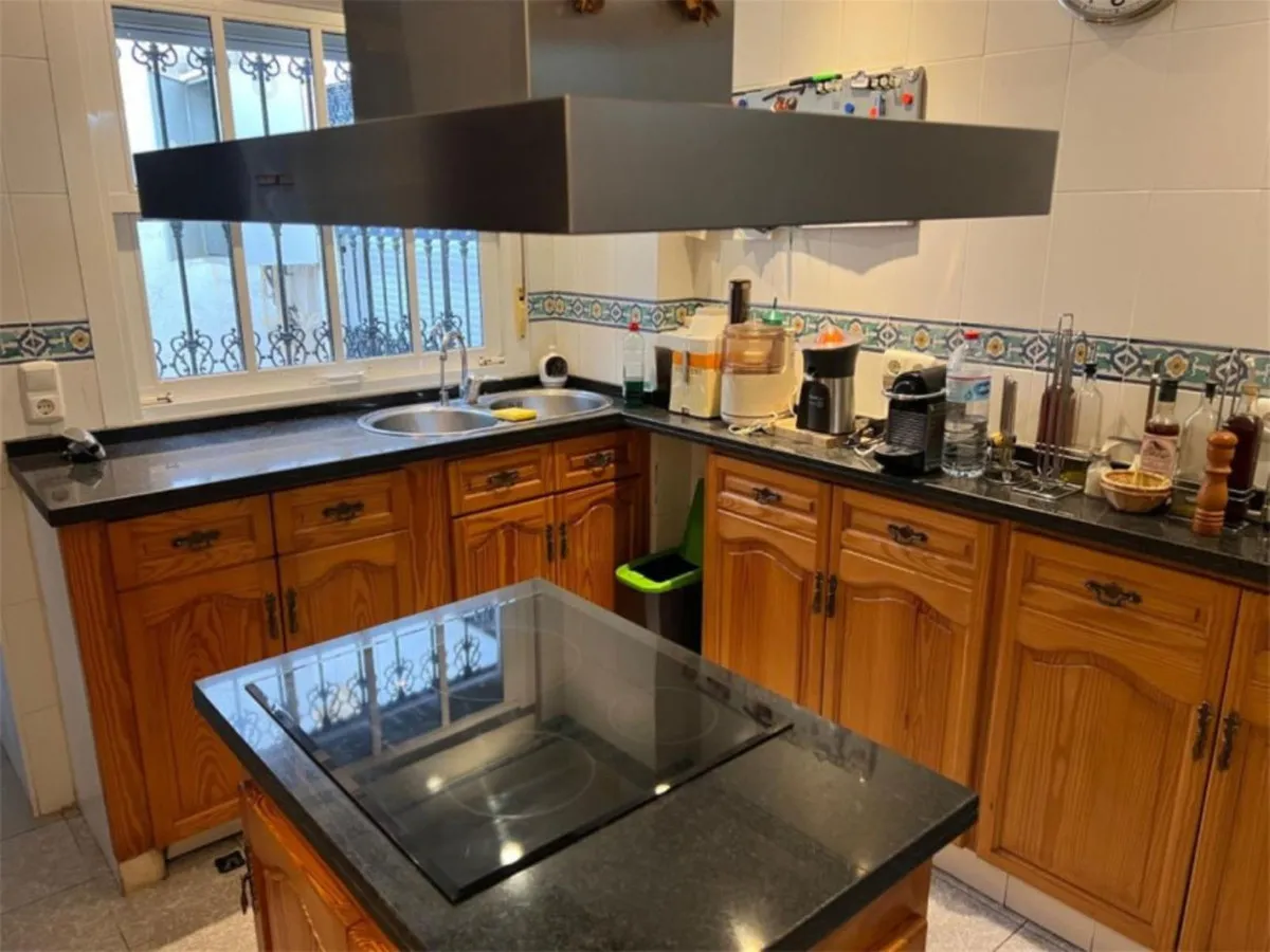 9e86bae3-6de3-42a2-80fe-a93b90662412