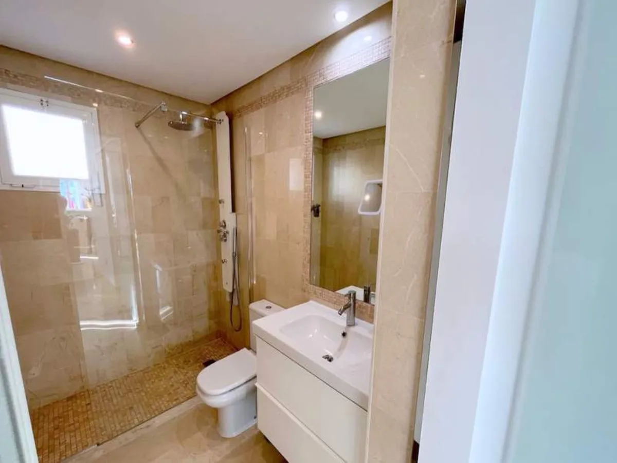 8c85a683-62dc-443f-b6a0-4321ddc35387