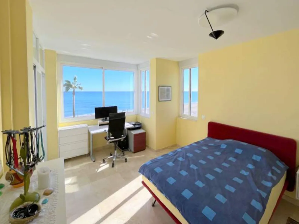 9f853bab-1399-40ad-9028-36c2aed3cdce