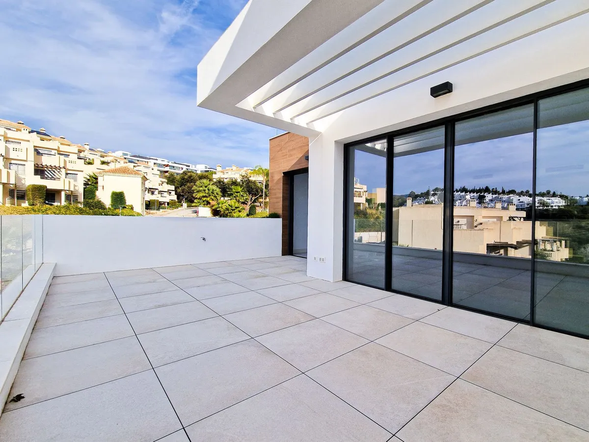 dccda501-0776-4a06-8726-92f0a69e69ba