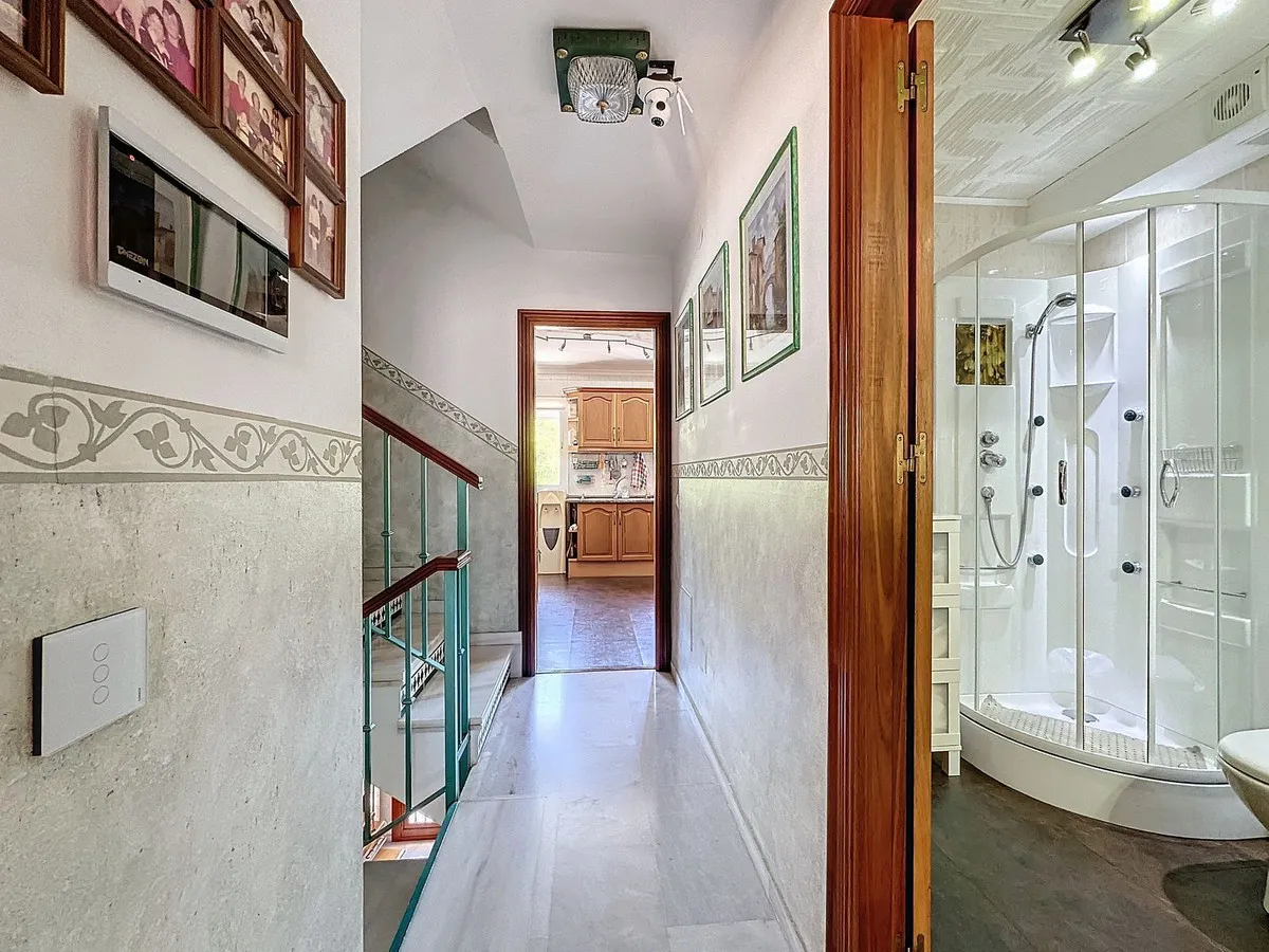 1ca1ef78-555c-4320-961d-616c2302e0c9