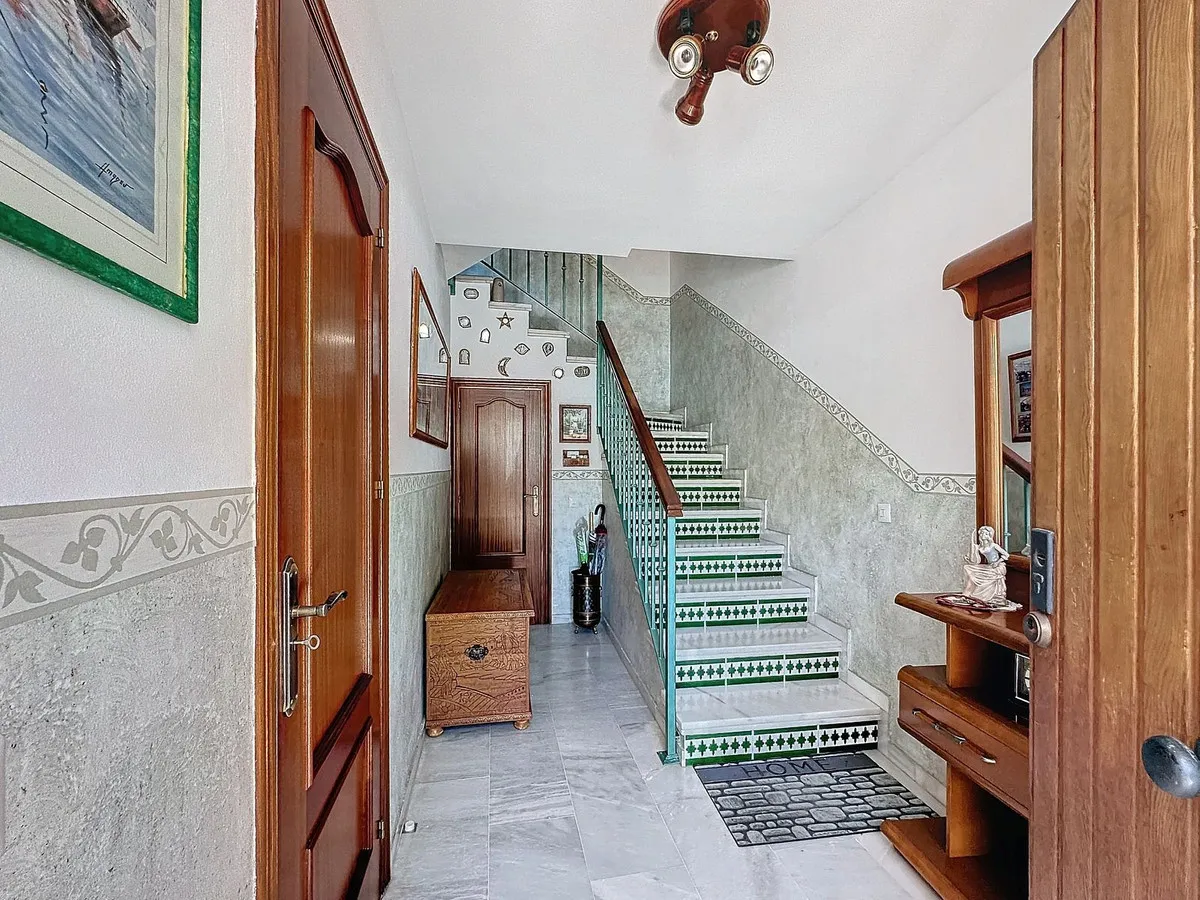 3055f5fe-1fd5-4a2a-9f0d-7976d26bb024