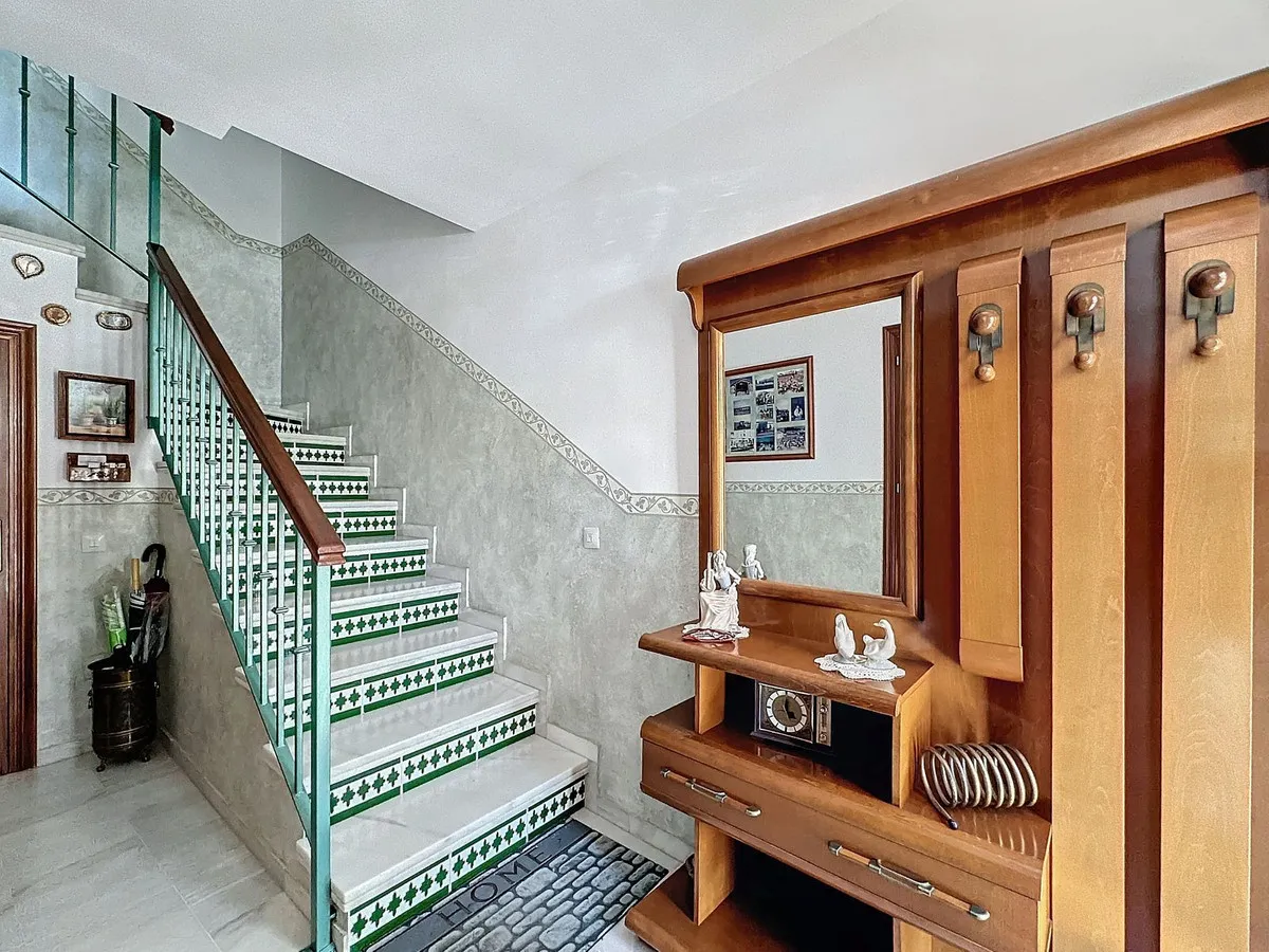 7f5476a7-8ac7-424f-bcea-6670406b3fcd