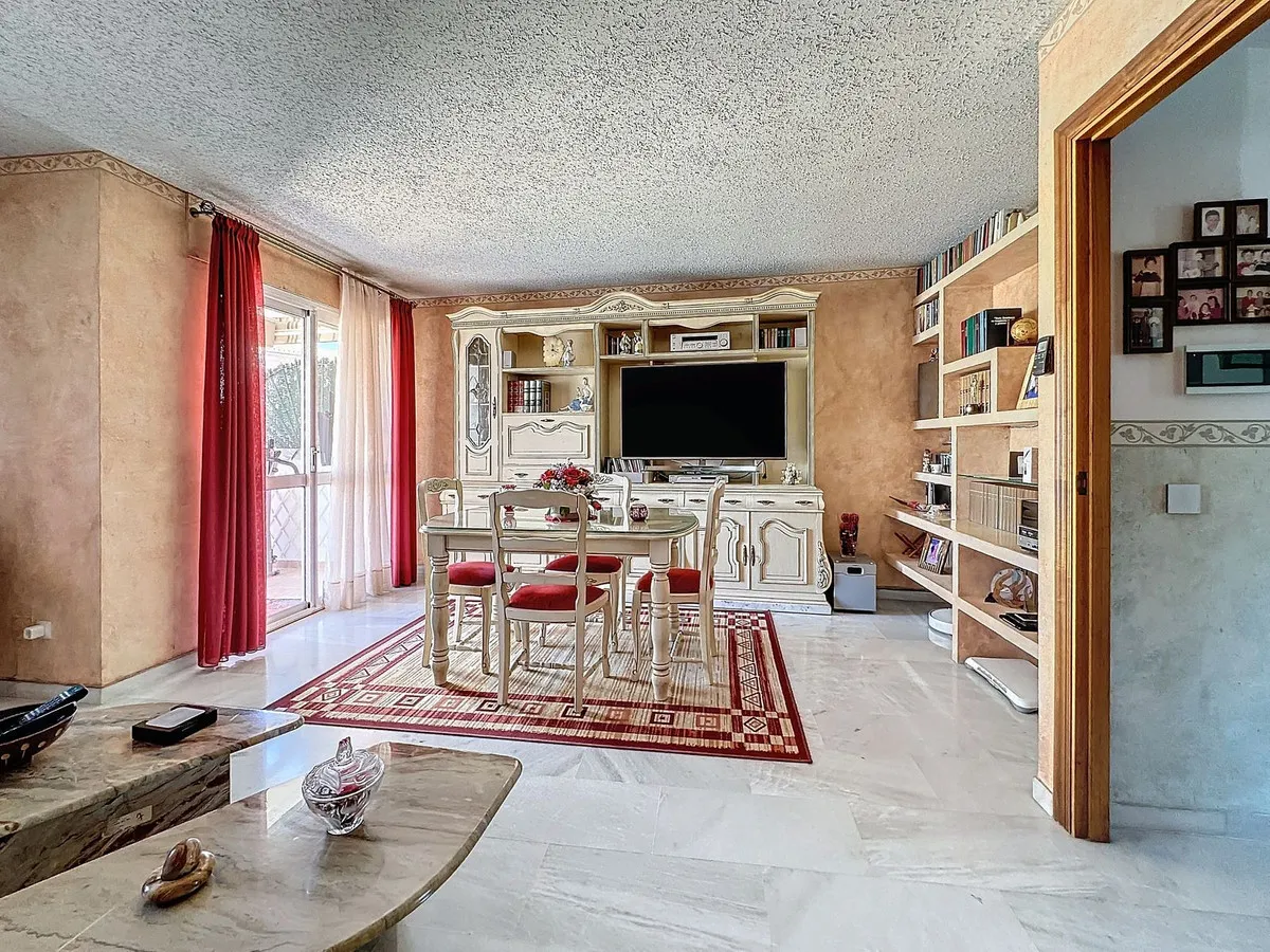 9ee07067-a464-40b5-ade2-28855438a1fb