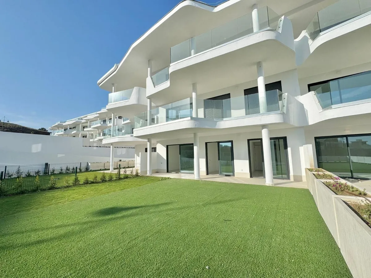 c2d30673-c5b5-42d8-bbbd-052e08f93d2e