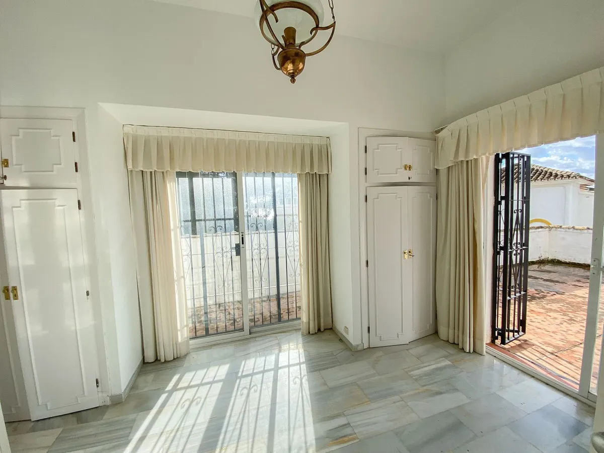 4358d43c-6082-4e19-88f8-fed20c5f400e