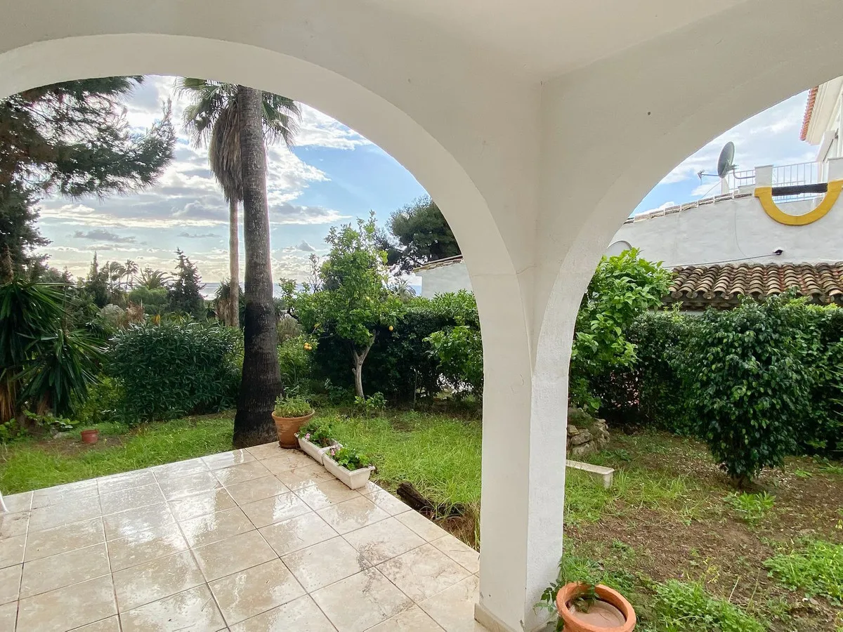 6176b33e-ce5c-4e0d-853f-53f9eb62842a