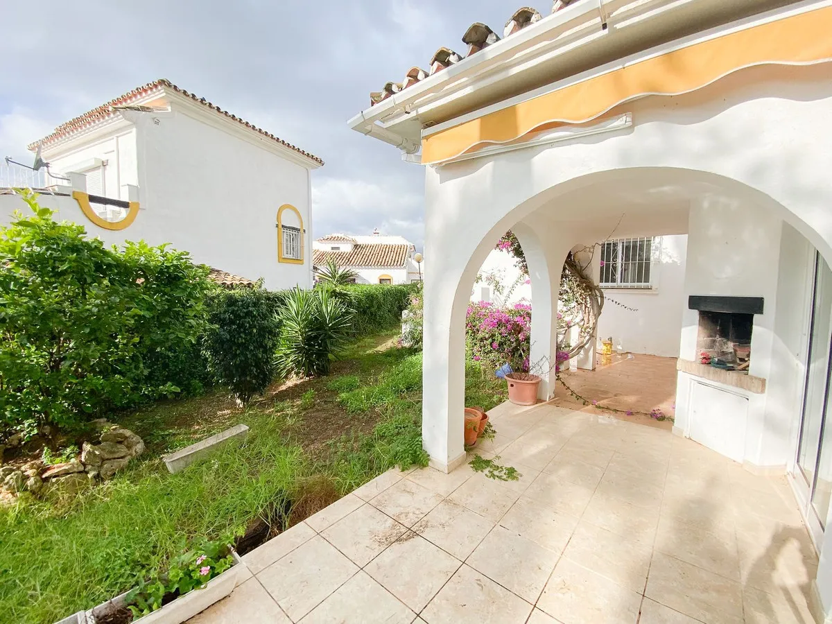 c37370c4-1a10-402d-9e4e-fc54266ae285