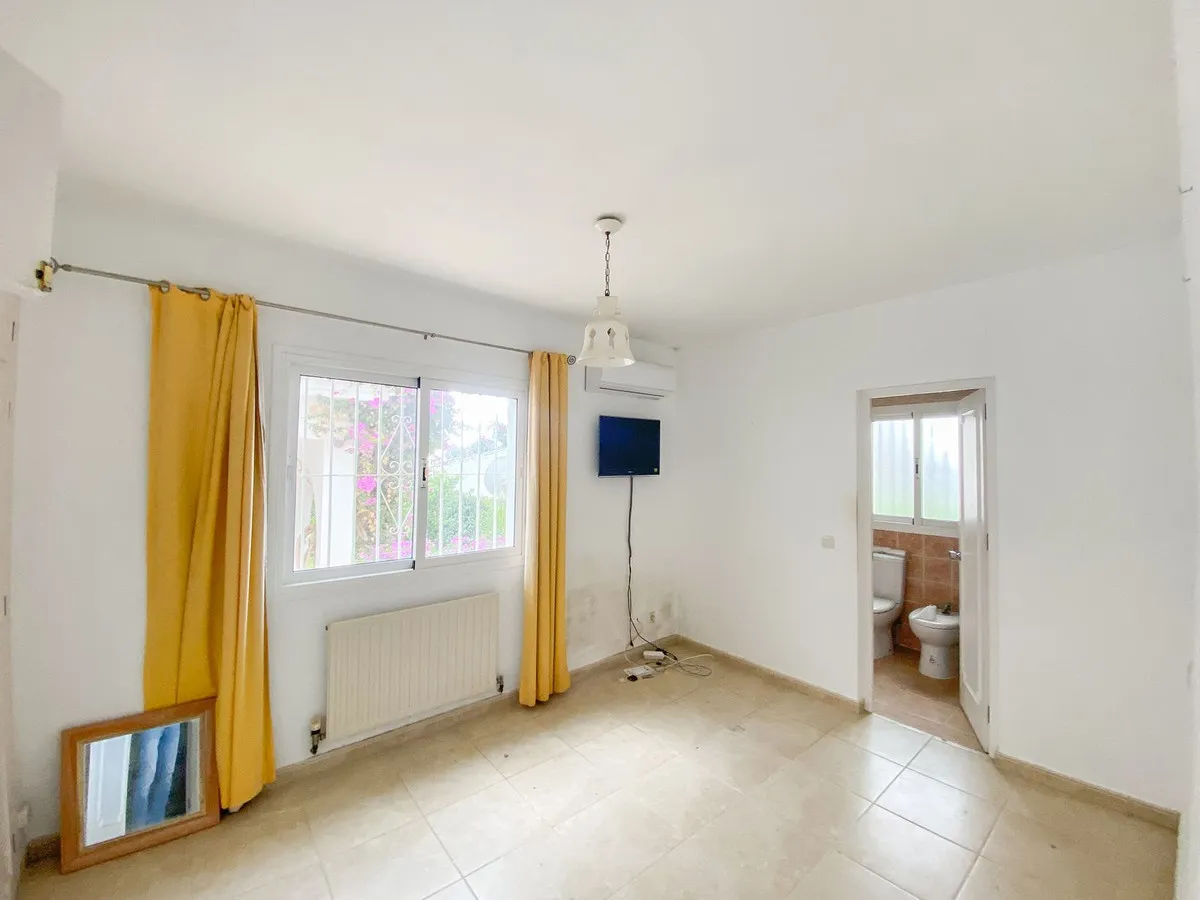 e234e2cd-2481-47cf-9ff3-bb990a3f30c8