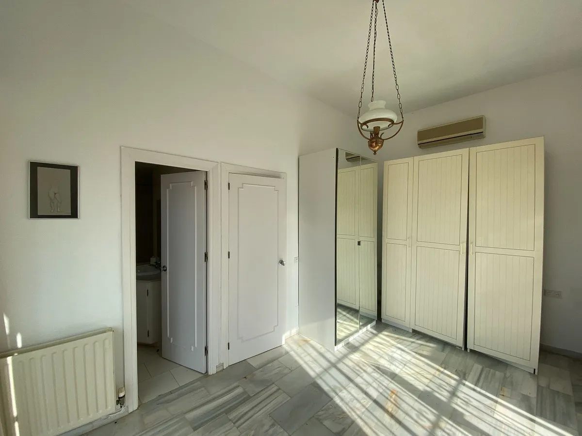 e3e72f8c-89d8-4460-a0ef-6f249a08e9ec