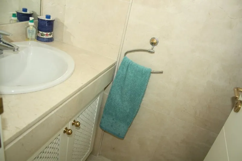 b49c121a-10f3-4a4b-9c5a-3afb4d6958af