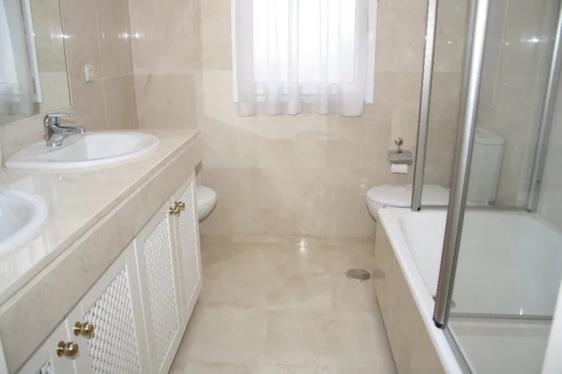 f0287ec6-3a1a-4467-ae80-641c33a8ba4c