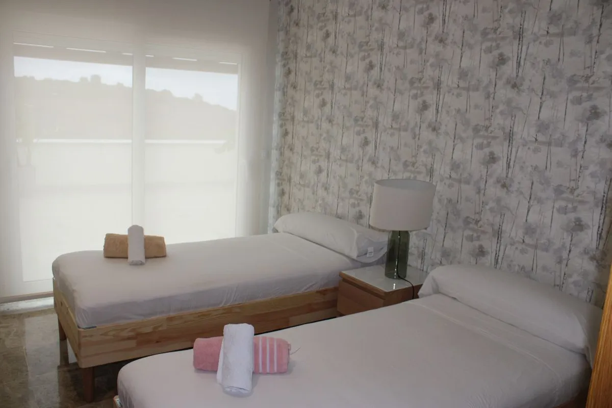 1815f9b3-46ea-4584-bd33-1351c628b080