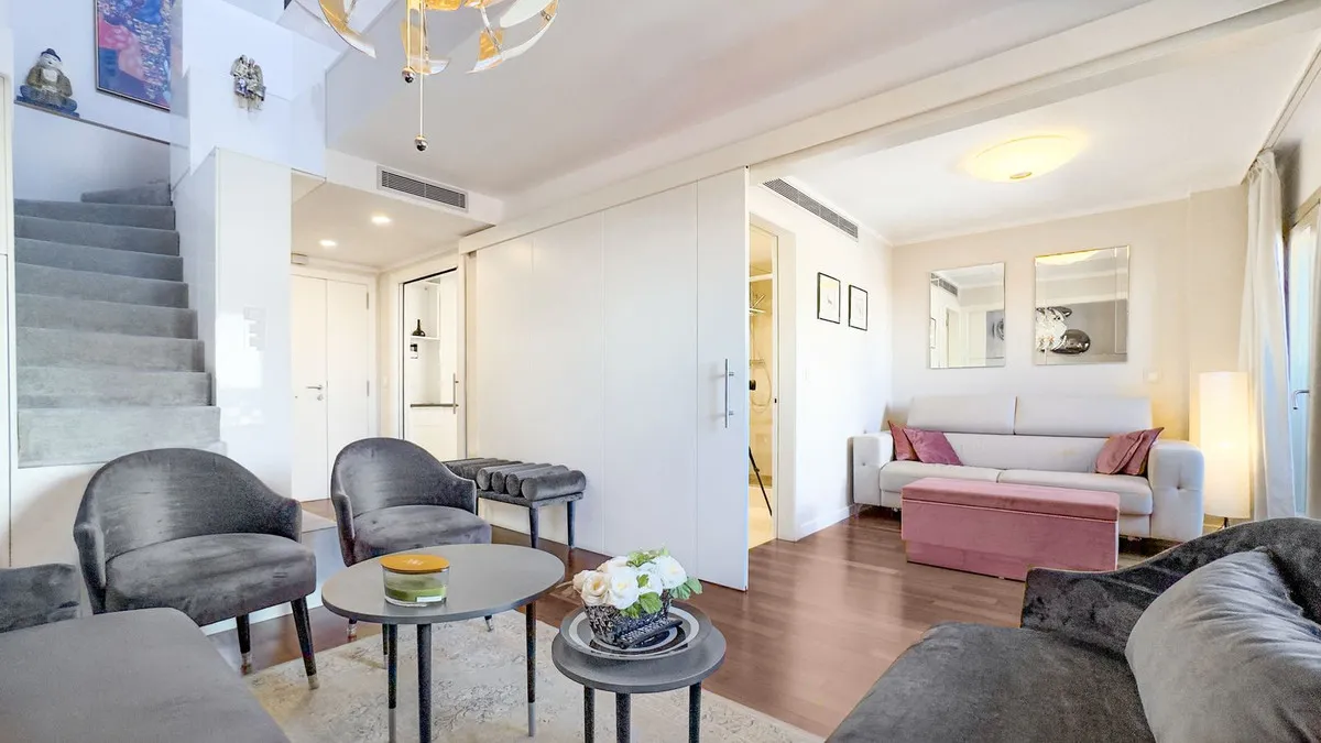 25cda5c0-6c33-4496-8070-bc93c8815569