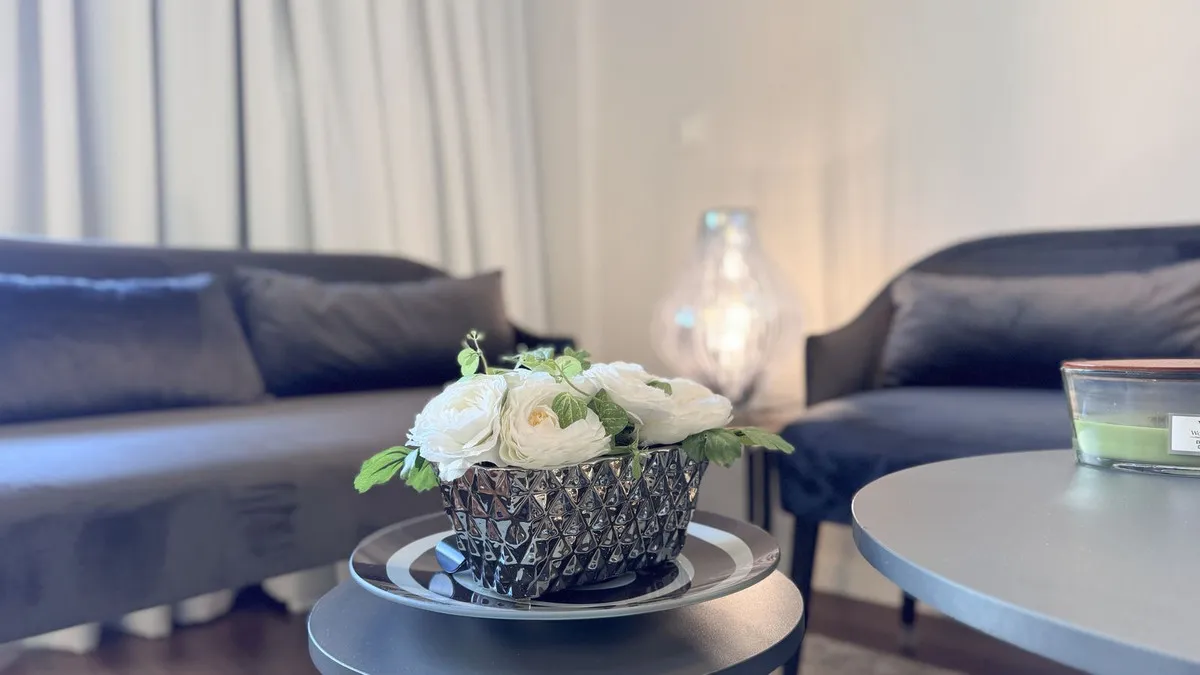 674e4990-6f4c-48ec-a130-1cf6168a1185